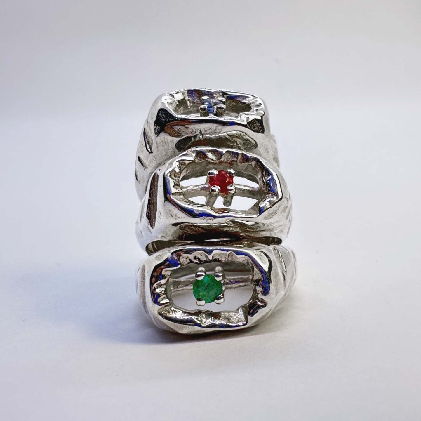FR.021 / Fragmentary ring collection