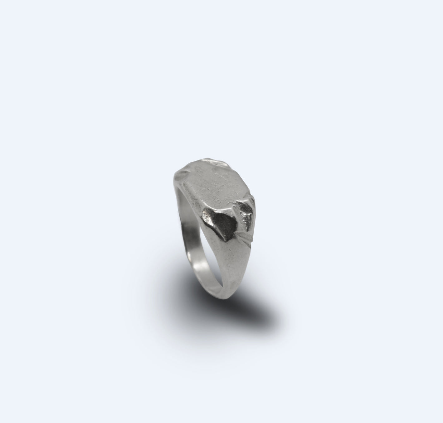 FR.018 / Fragmentary ring collection
