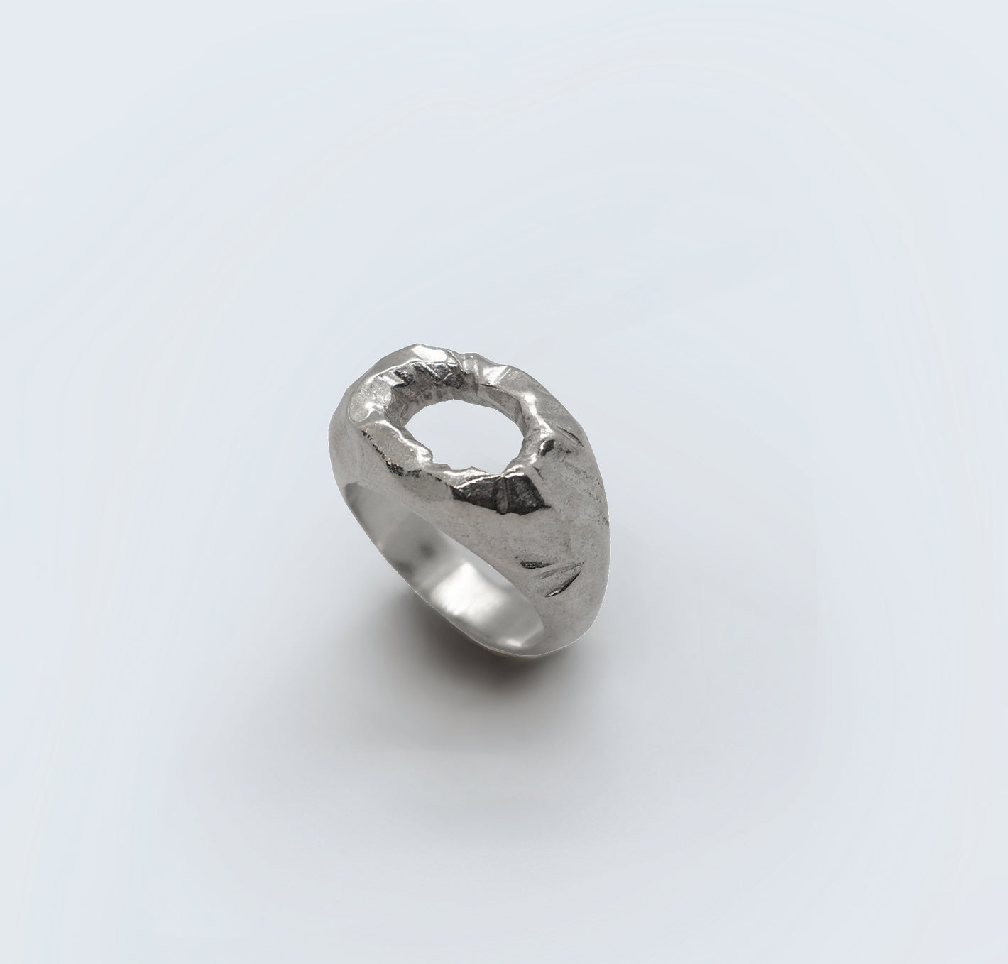 FR.09 / Fragmentary ring collection