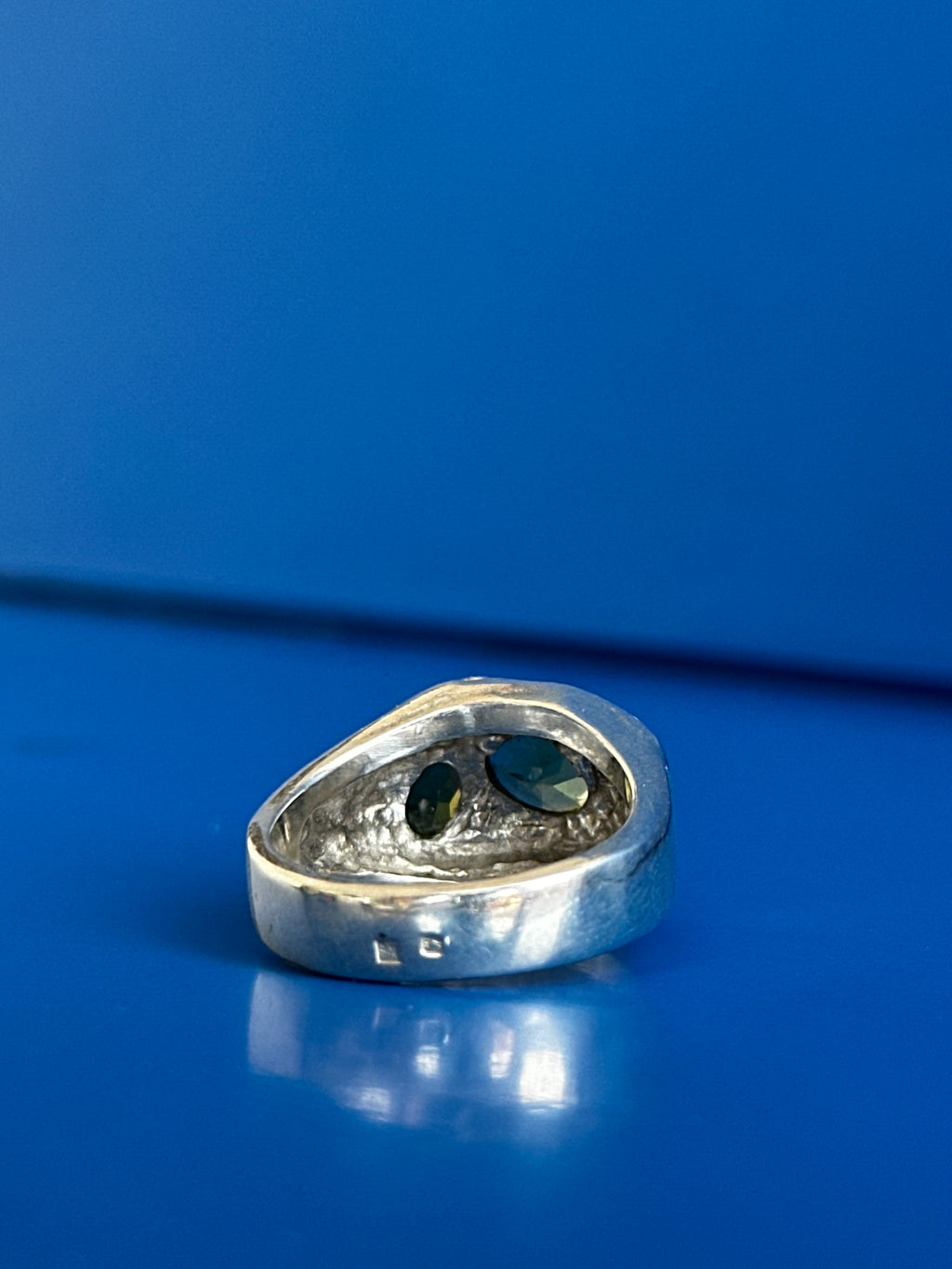 MC.012 / Melted city ring collection / Peridoto e Olivina