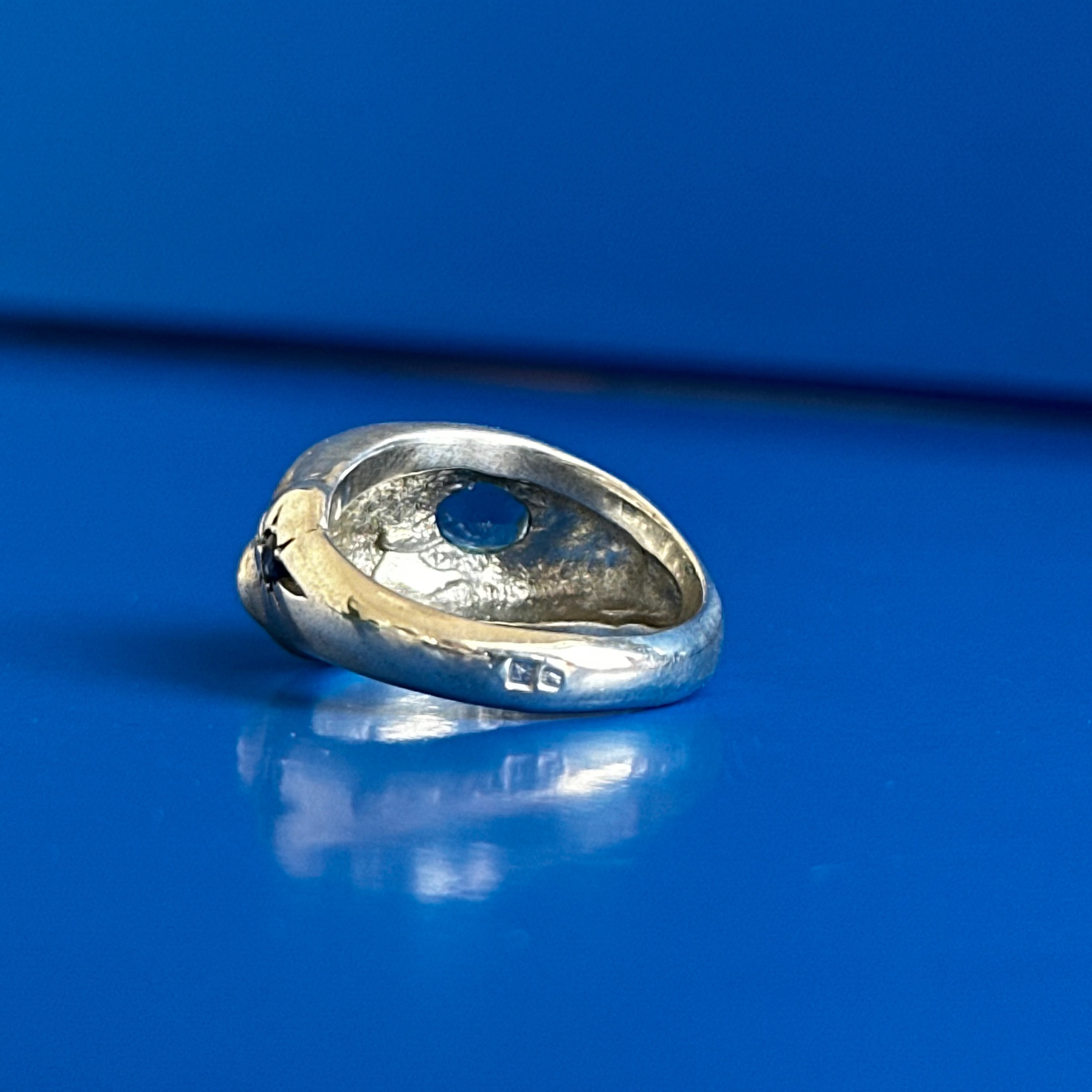 MC.010 / Melted city ring collection / Topázio e safira