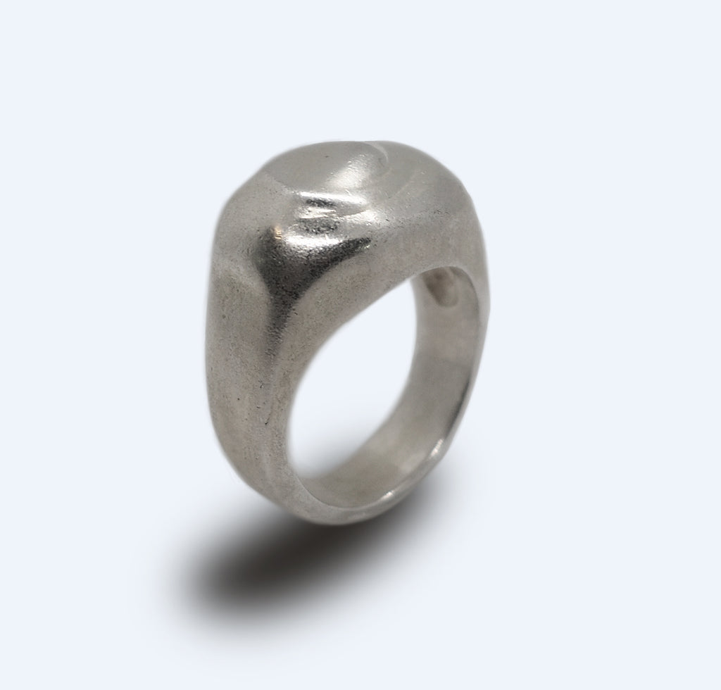 MC.012 / Melted city ring collection