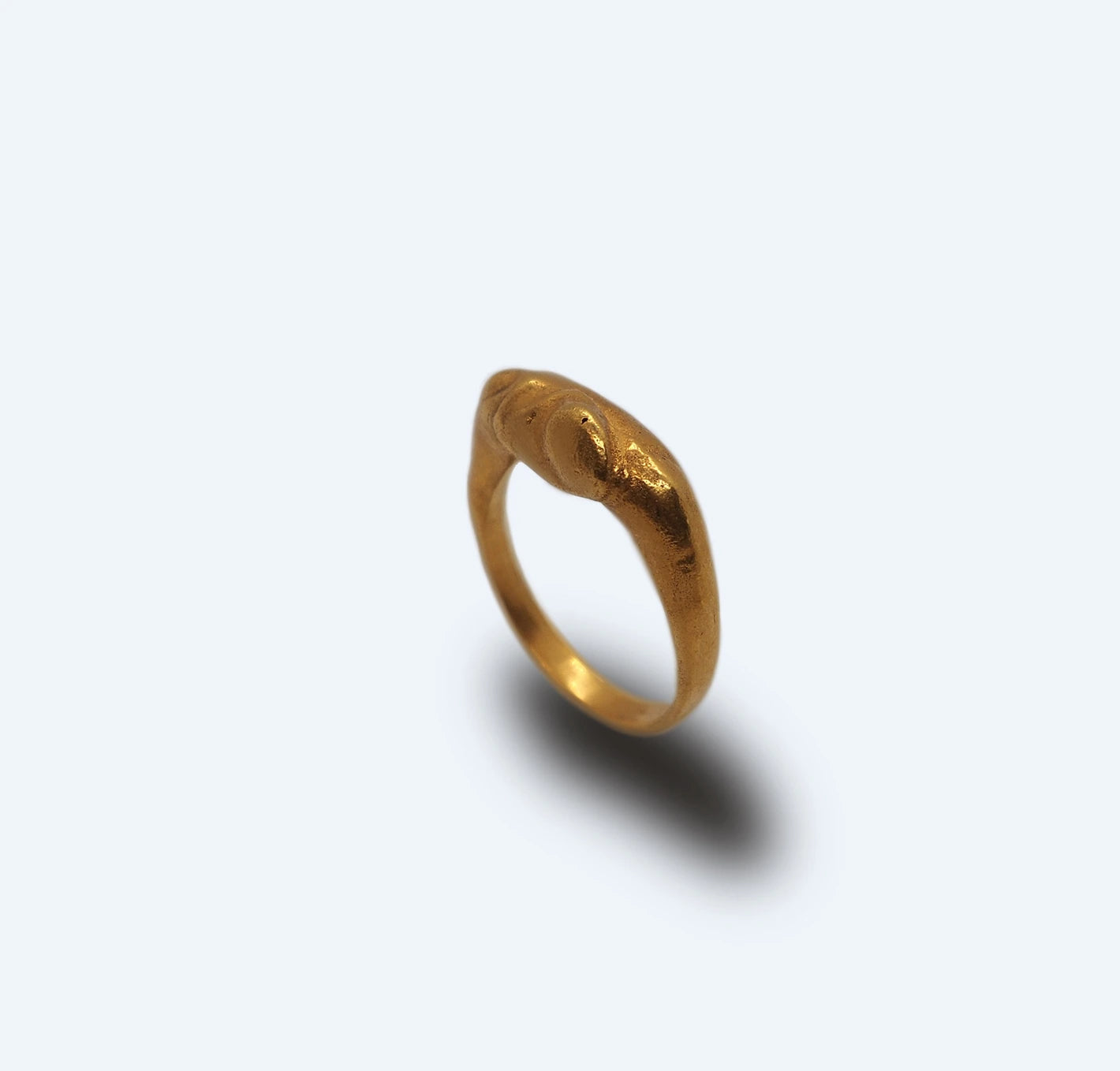 MC.019 / Melted city ring collection